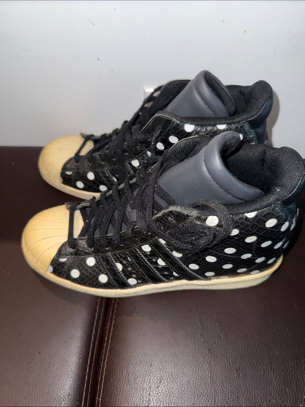 Adidas Black and White Polka Dot Athletic Shoe As Is - Picture 4 of 7